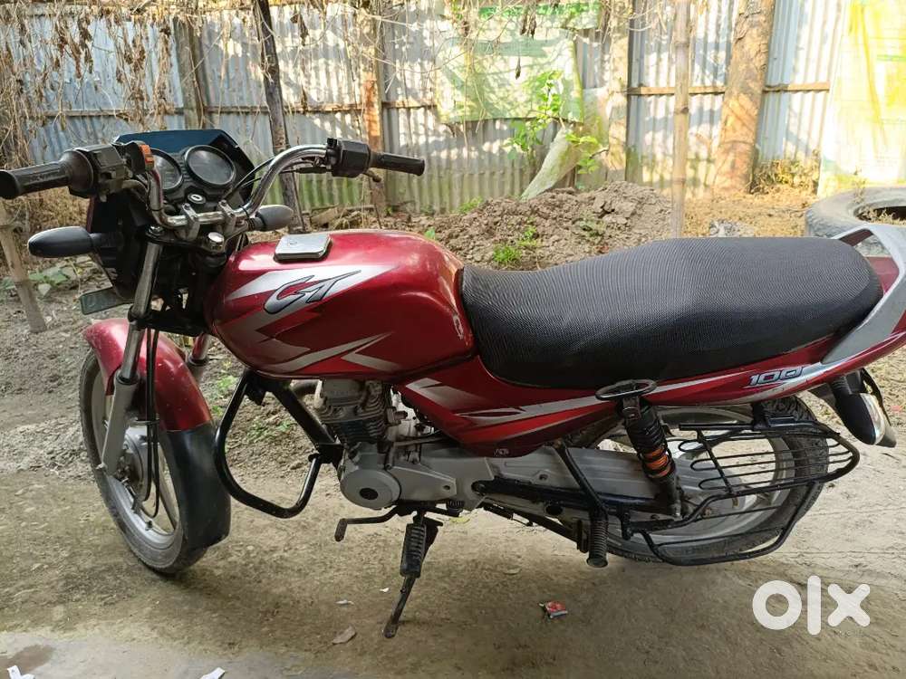 Bajaj CT100