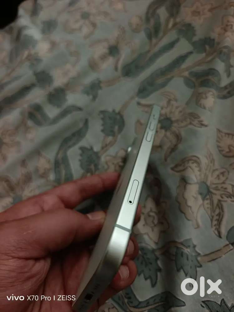 Iphone 15 Green 128gb brand new condition