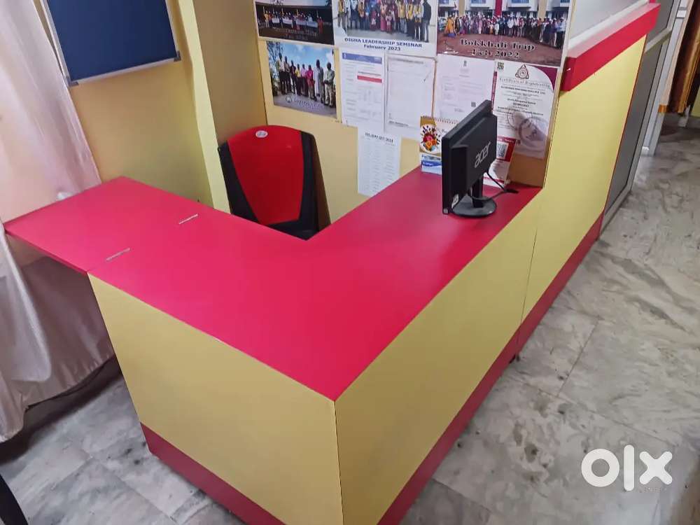 Computer front desk with Cabin Behind