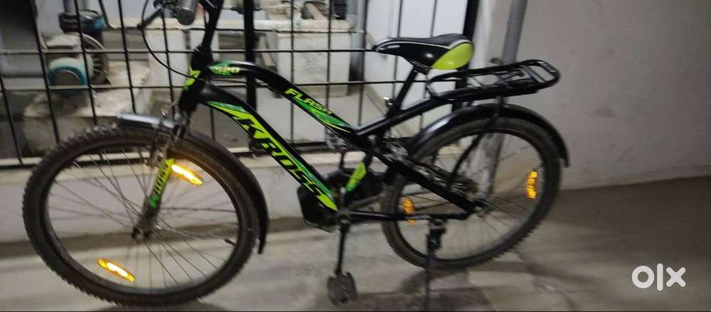 Kross company kids bi-cycle gently used for 1 year