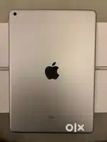 Mint condition ipad 9th gen,64gb,silver bill,box charging cable