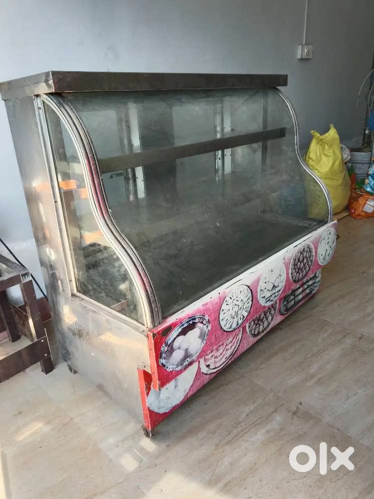 Sweets Display Counter