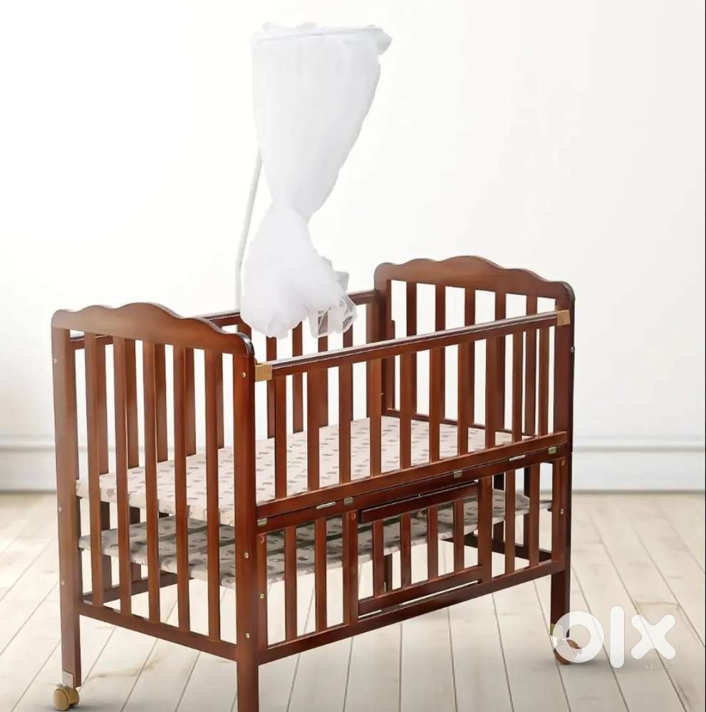Baby wooden cot