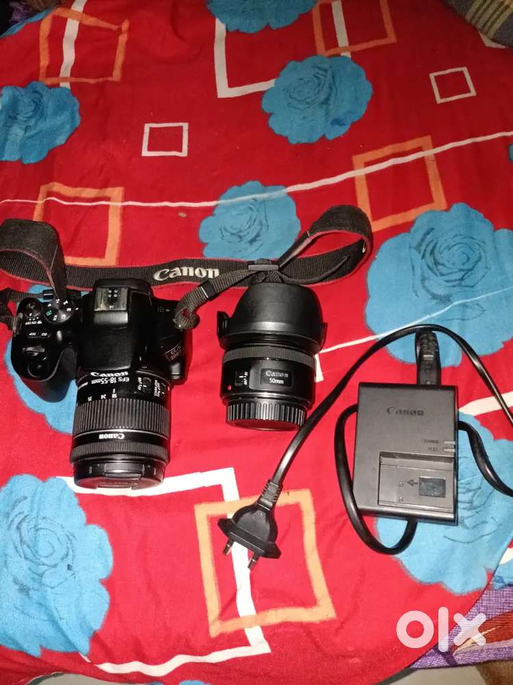 Canon EOS 200D !! And 50mm lens Best condition 9 month old