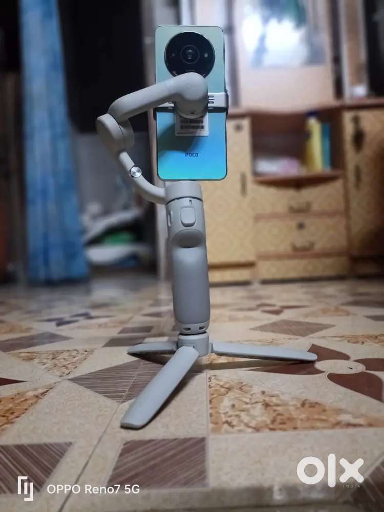 DJI OM 5-Handheld 3-Axis Smartphone Gimbal