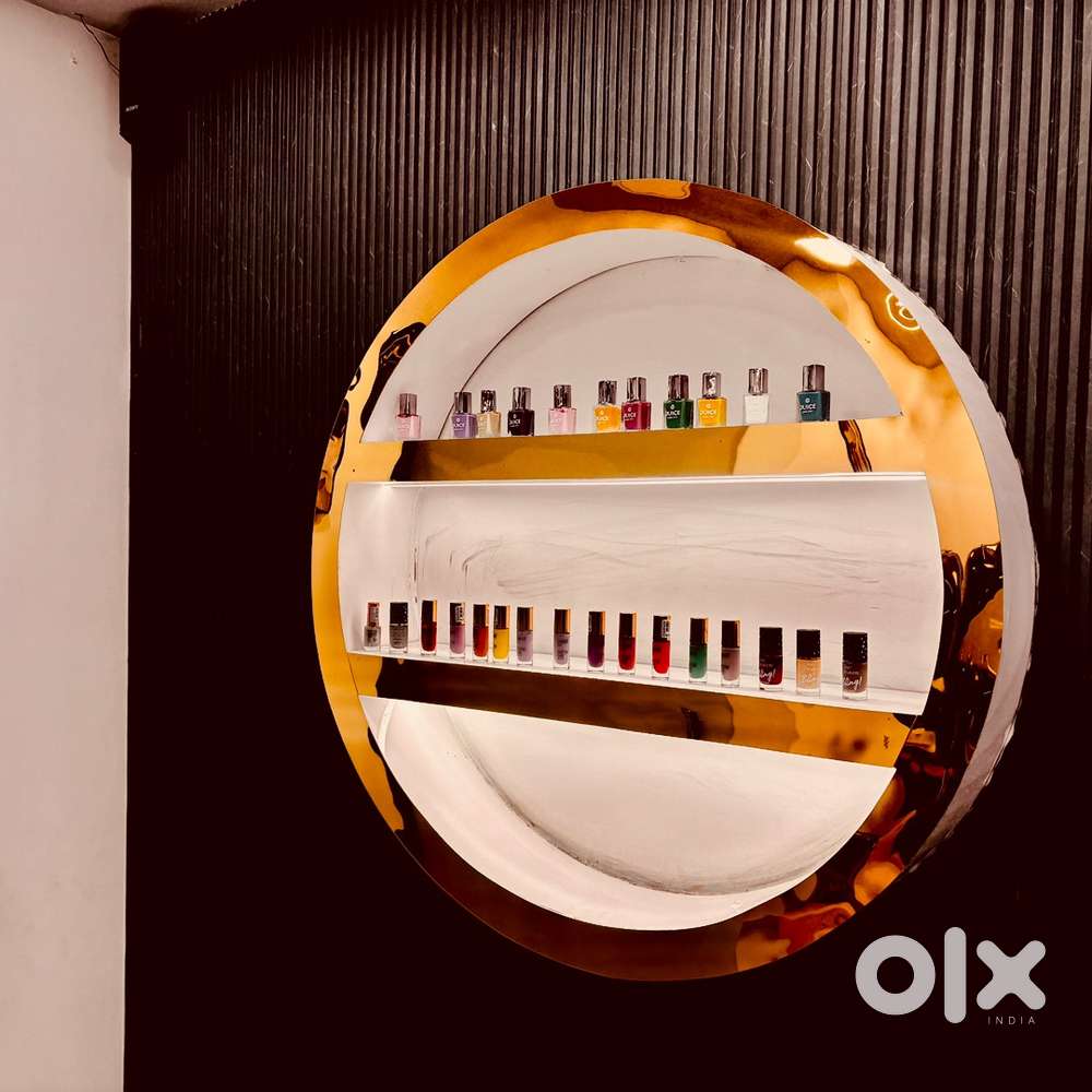 Unisex hair dresser and beautician vacancy