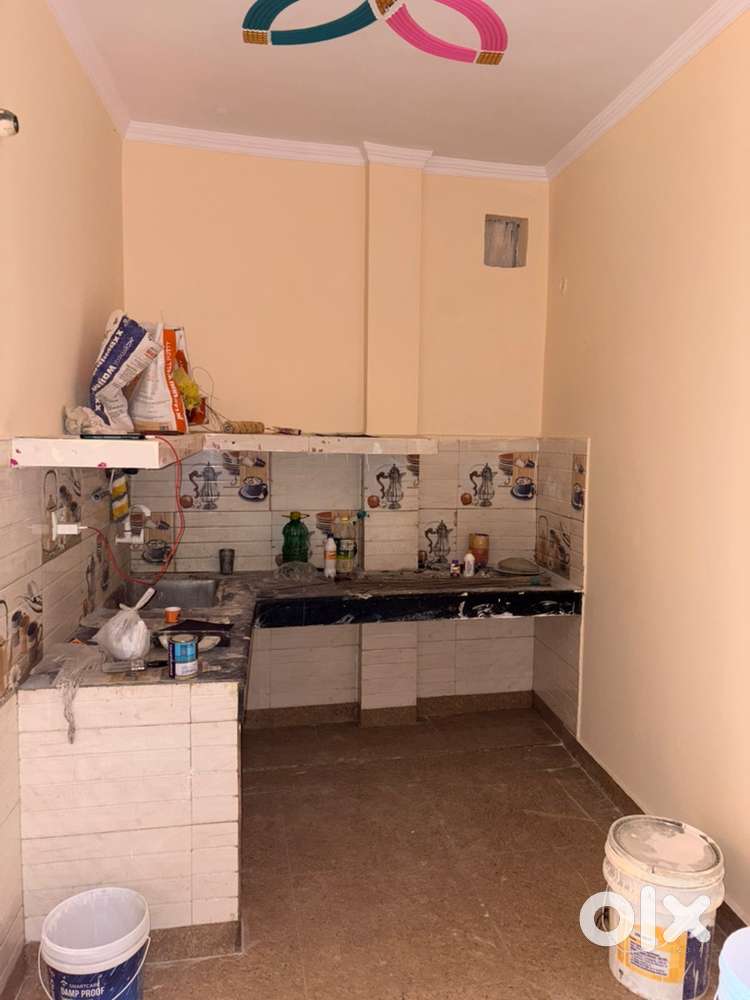 Separate 2 rooms with kitchen and bathroom, toilet available for rent