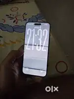 iOS 26 running IPhone 15 Pro Max 256gb with