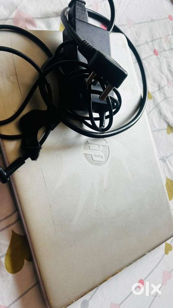 Hp 14s-fr0012au laptop