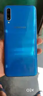 SAMSUNG A50
