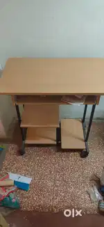Computer Table