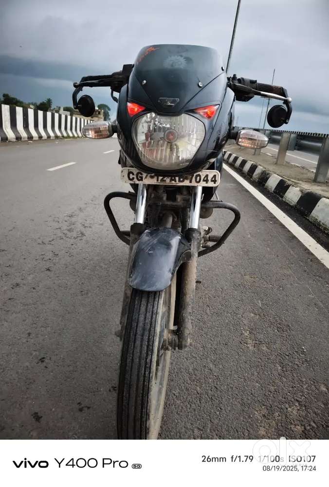 Pulsar 150
