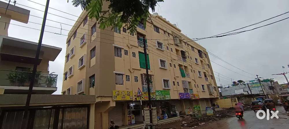 1.5 BHK Flat Rent Par Dena hai