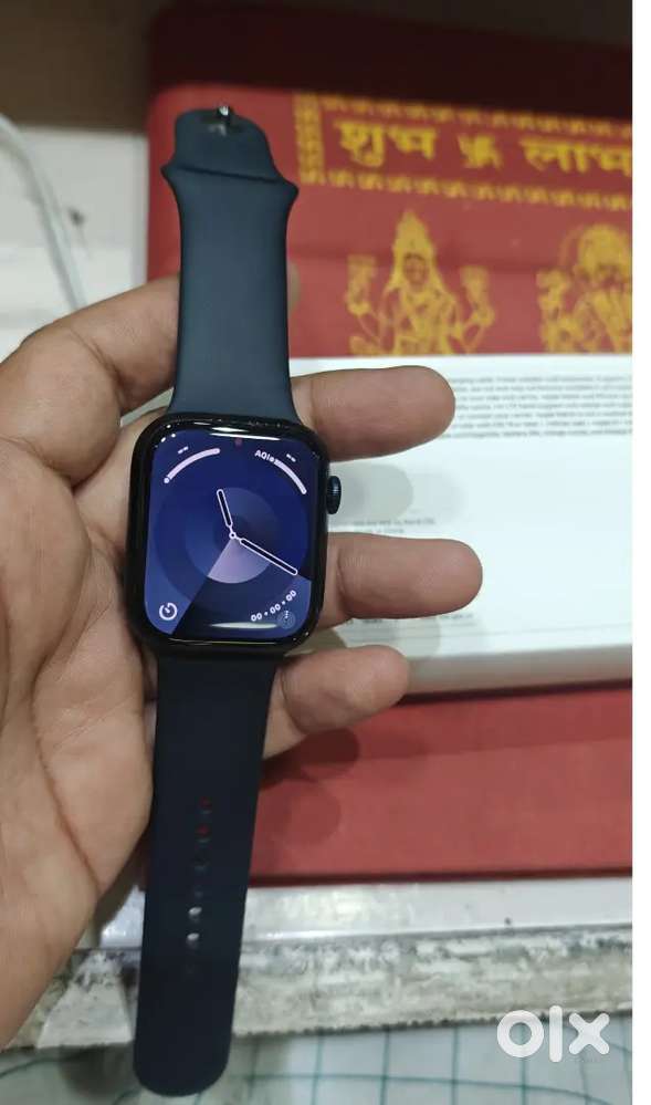 iPhone watch Series 8 Gps+cellular box pack fresh condition