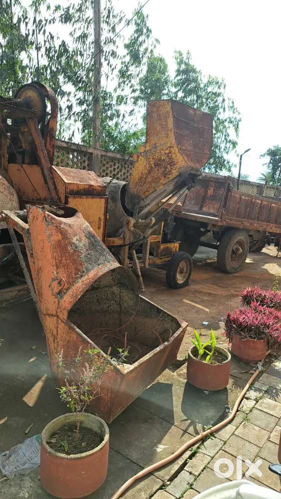 Paver, Curv, Brick Block Machines, Mixers Machine & RCC Road Compector