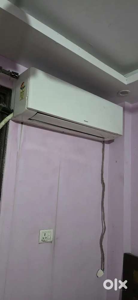 SPLIT AC 1.5 TON HITACHI