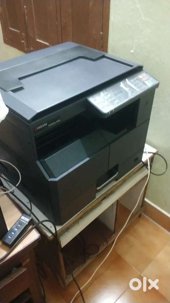 Keycora zerox machine for sell brand new and a small printer