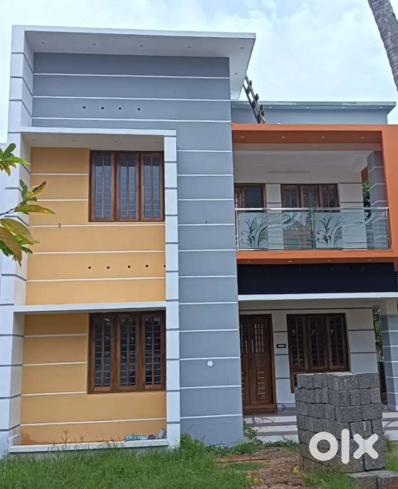 8 cent 4 Bhk New House Asramam, Kollam