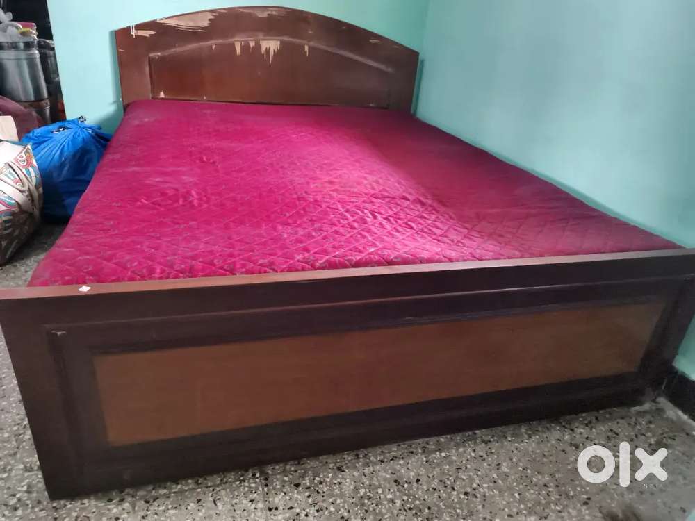 Pure Saagvan Bed