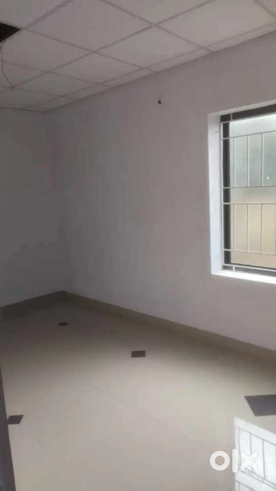 1BHK HOUSEVFOR RENT AVAILABLE IN SUTERPATE.BEST FOR BACHELOR .
