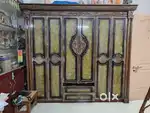 Wooden wardrobe designer