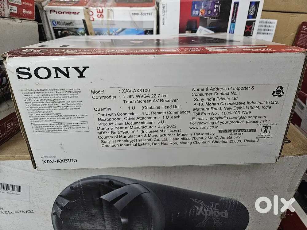 Sony Car stereo XAV AX 8100  AMAZON OPEN BOX MATERIAL