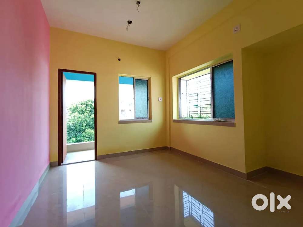 2 BHK New Ready Flat Rent  Tollygunj Metro Near  Lift Available