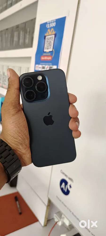 IPHONE 15 PRO BLUE TITANIUM 128GB FULL BOX AVAILABLE