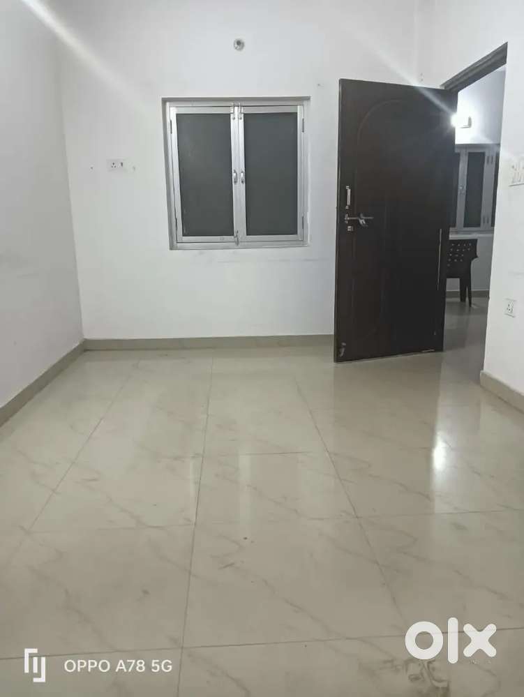 2/3bhk house only for family Gomti Nagar