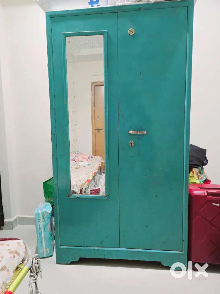 Premium ultra gaze wardrobe