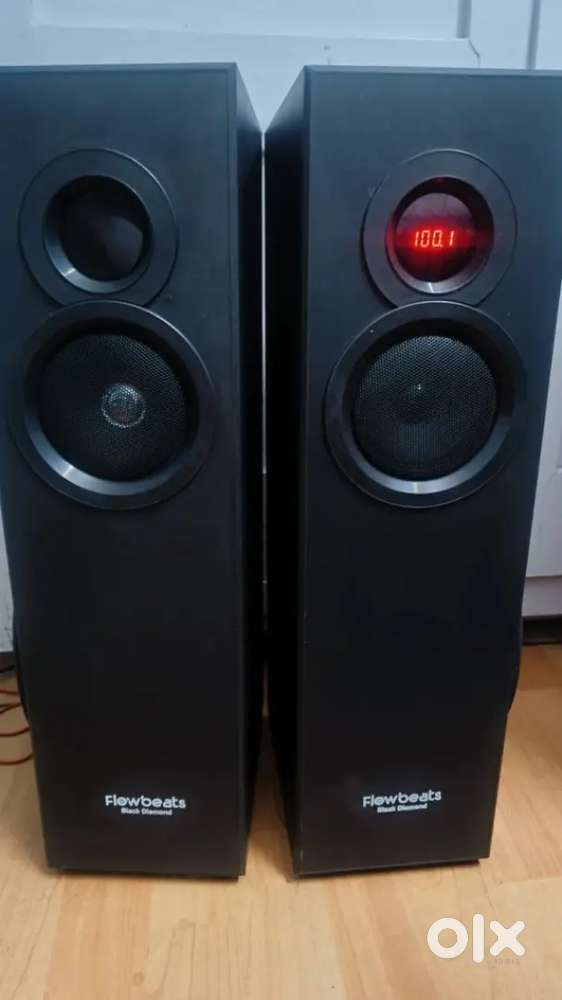Under warranty 5 to 7 used Party speaker or gym speaker home theatre