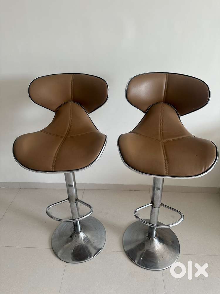 Swivel Bar Stool – Height-Adjustable Kitchen Counter Chair