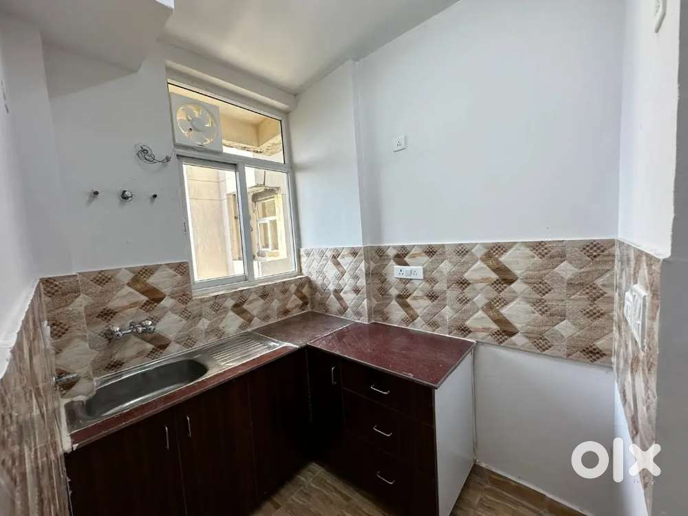 2BHK spacious flat available for rent