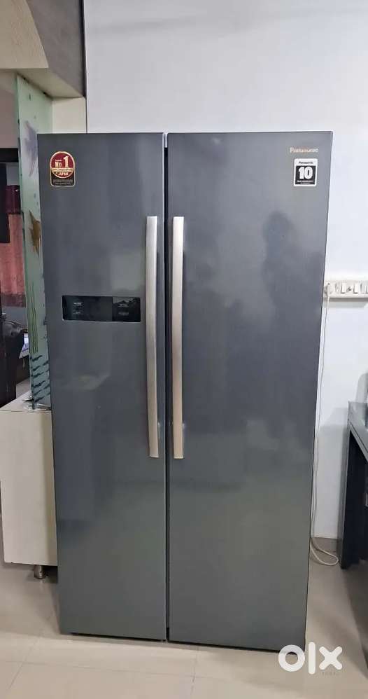 Selling LG double door side by side fridge