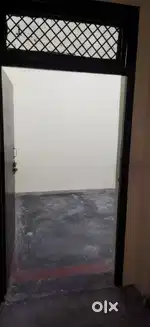 One room available for rent
