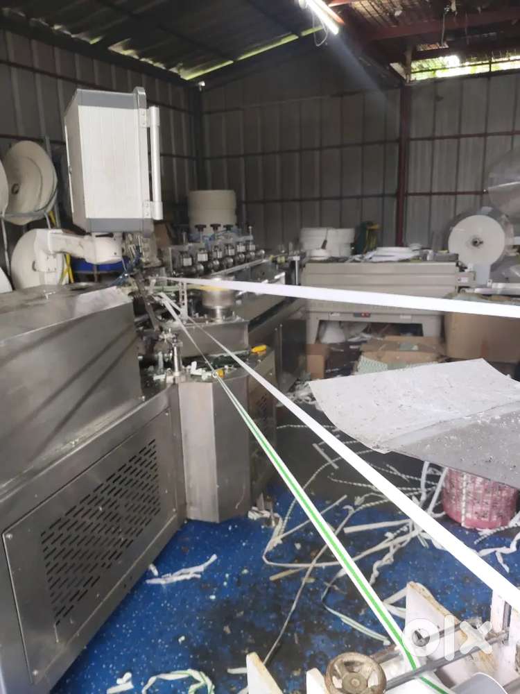 paper straw machine operator