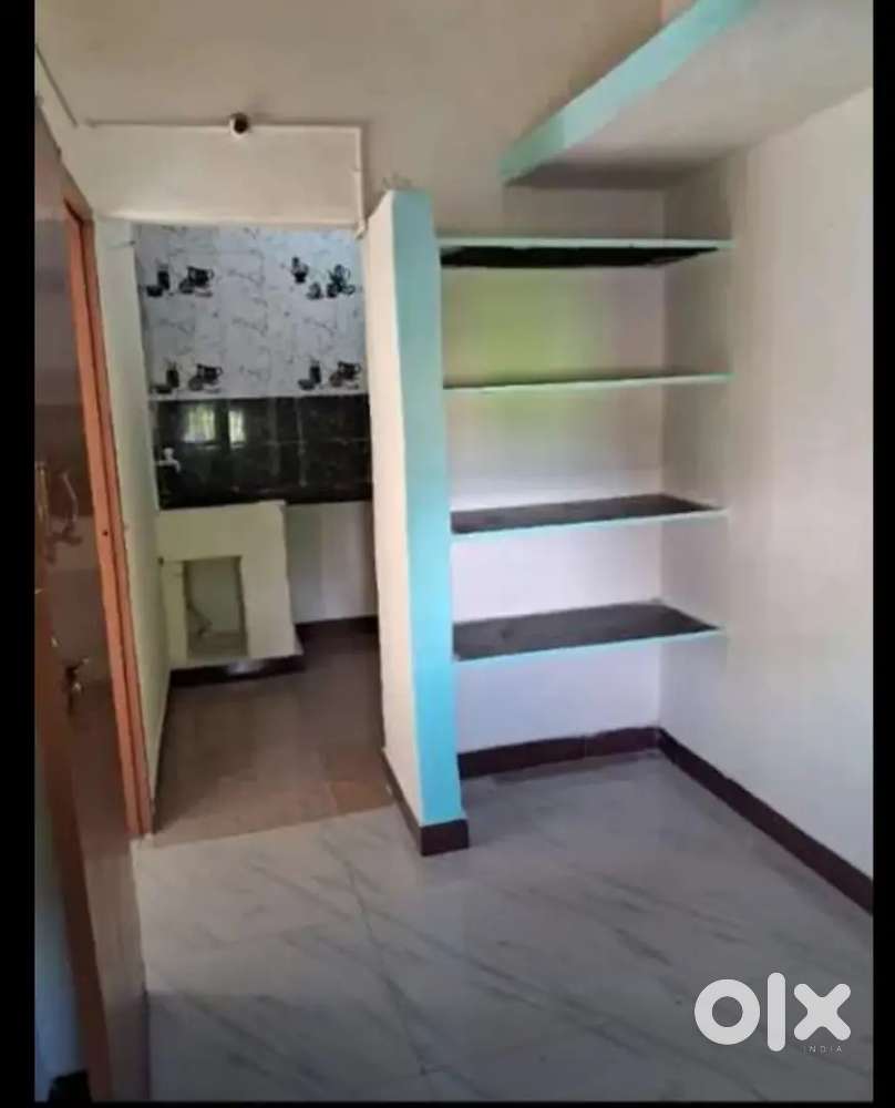 RENT HOUSE FOR BACHELOR'S