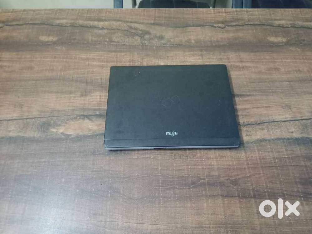 Fujitsu P771  i5 2nd Gen  4GB  320HDD