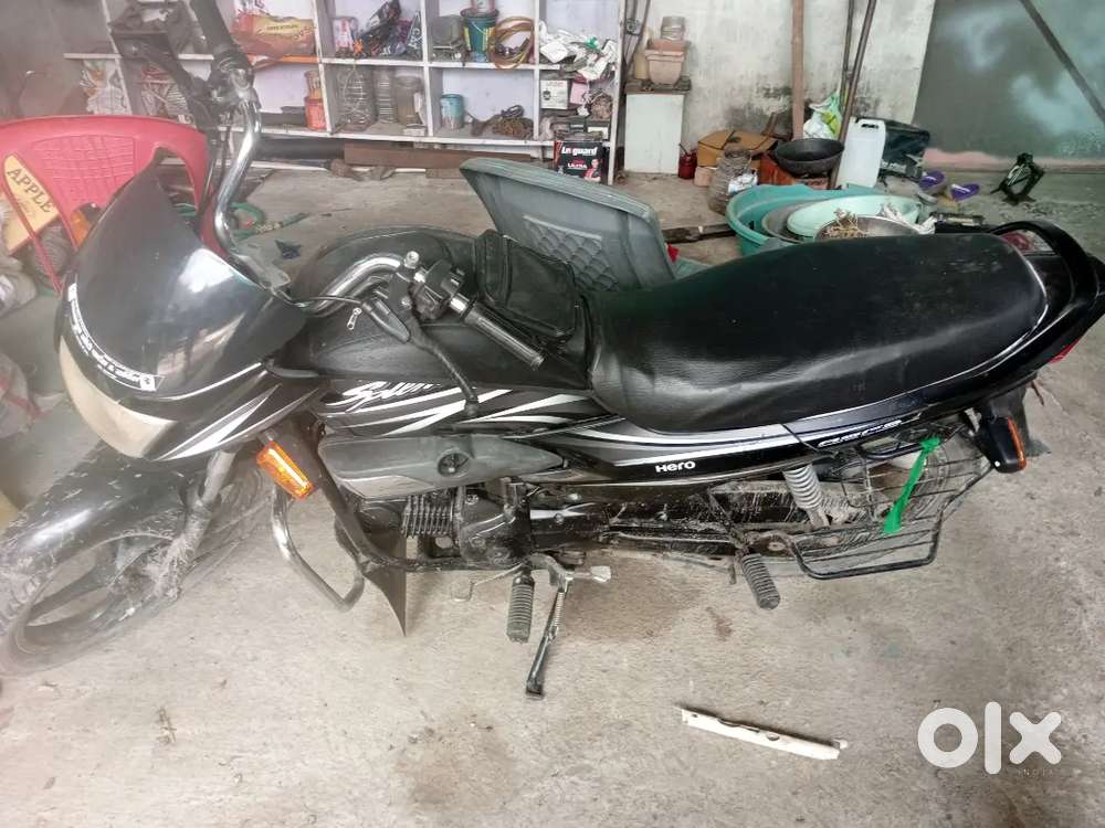 गाड़ी बिल्कुल साफ