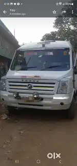 Tempo Traveller 26.Set PushBack Double Tyre