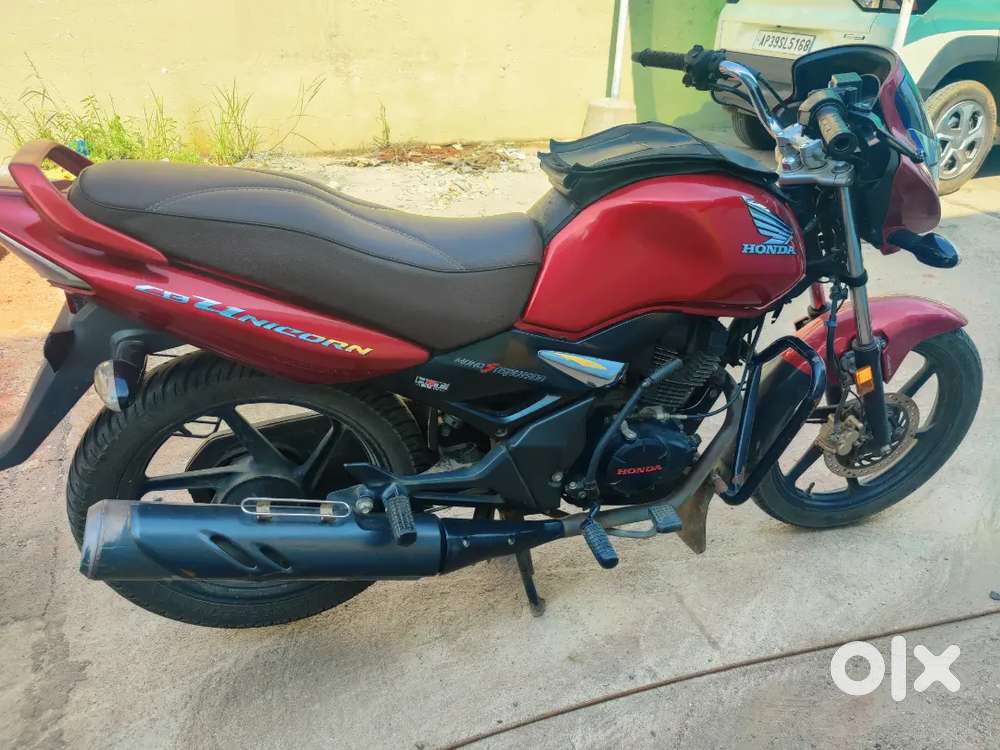 CB UNICORN 150 RED