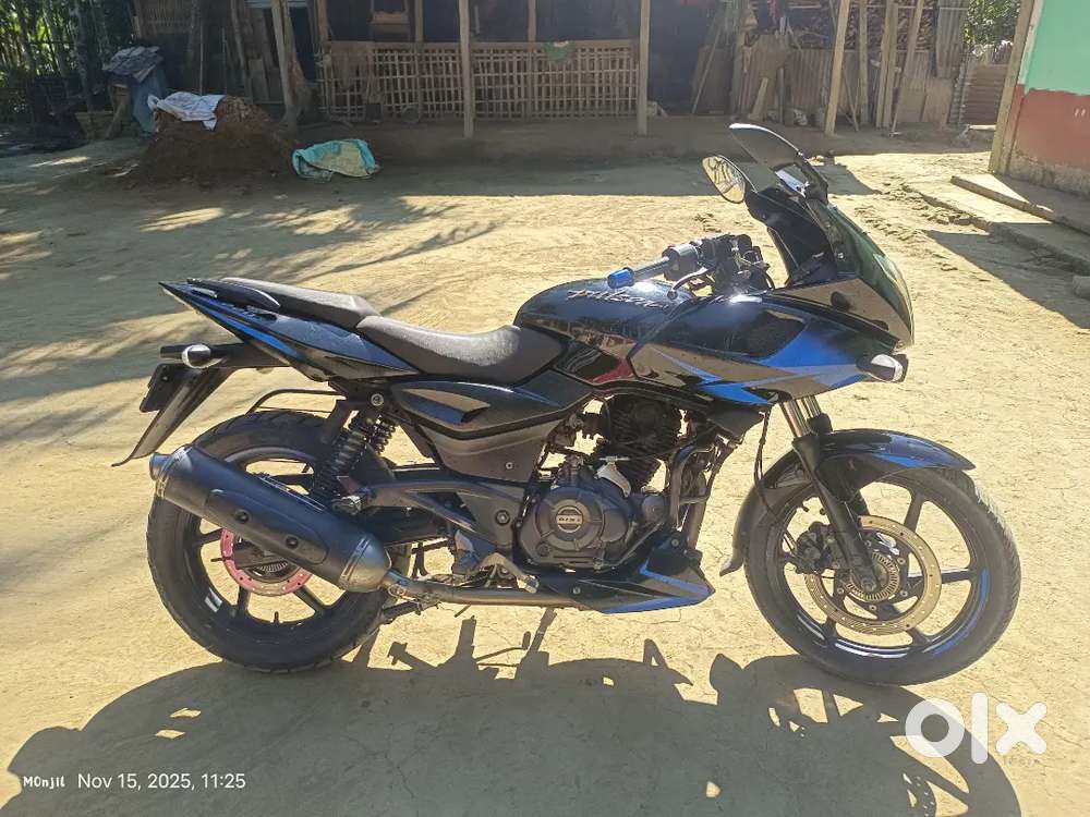 Good condition 220f only interested person contact me