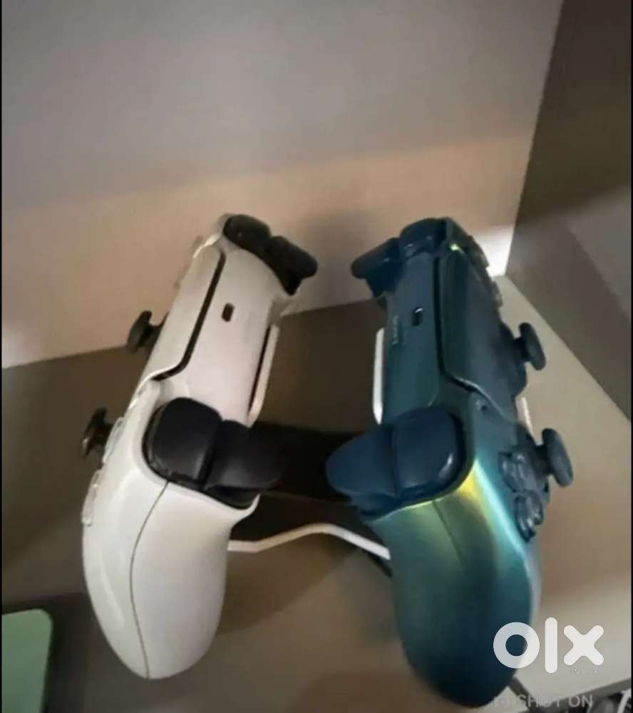 Ps5 barely used good condition need a urgent buyer