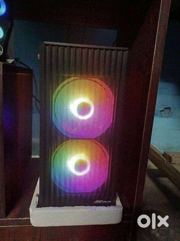 CPU WITH RGB CABINATE