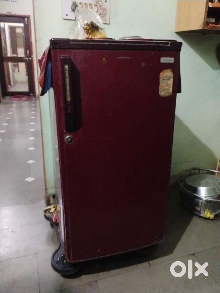 Kelvinator refrigerator single door
