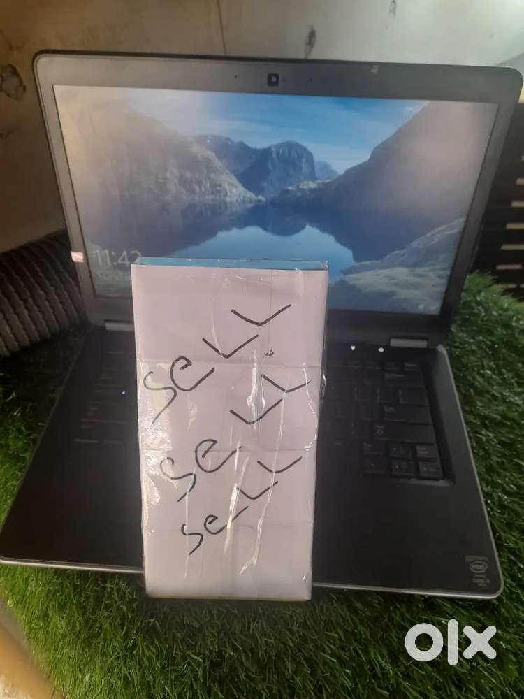 Urgent sell Dell hp Laptop