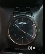 Titan Mens Watch Black Colour with Chronograph