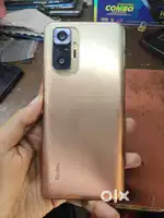 Outoff warranty using screch all parts original only front glas change