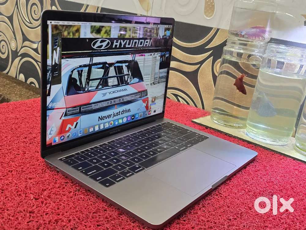 Apple Macbook Pro i5/16/256gb SSD 13inch Retina Display