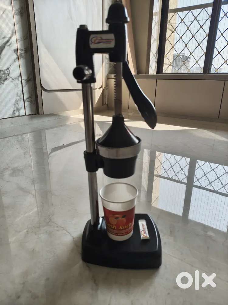 Hand Juicer